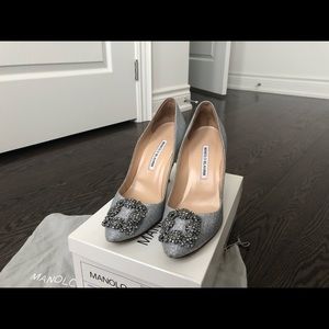 Manolo Blahnik Hangisi 105mm Silver 37.5